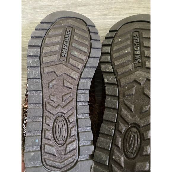 Bob’s from Skechers Gold sequin sparkle Faux Fur Trim slippers size 5 - Picture 8 of 11